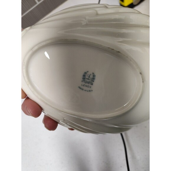 Lenox China Ivory Swan 9" Long, 6" Wide, 7" Tall EUC [We have more listed] - Picture 6 of 6